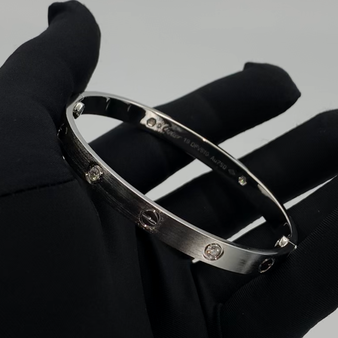 Aro Love 4 diamantes efecto "Brushed"
